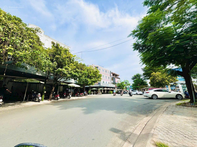 Bán lô đất giá đầu tư ngay MT đường số 40, Hiệp Bình Chánh, Thủ đức, giá 2.25TỶ, sổ riêng