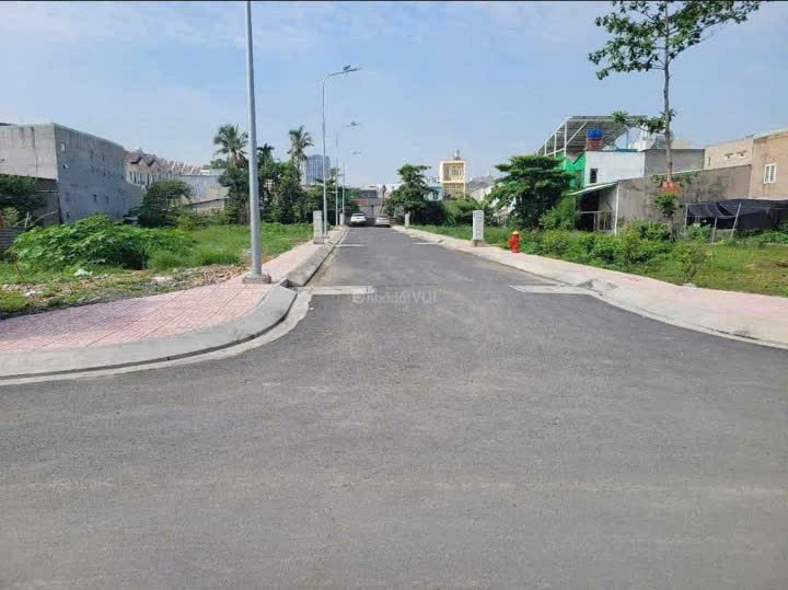 Thanh lí 3 lô đất cực đẹp ngay chợ Hiệp Bình đường 7m , sổ sẵn , giá chỉ 2.95 Tỷ