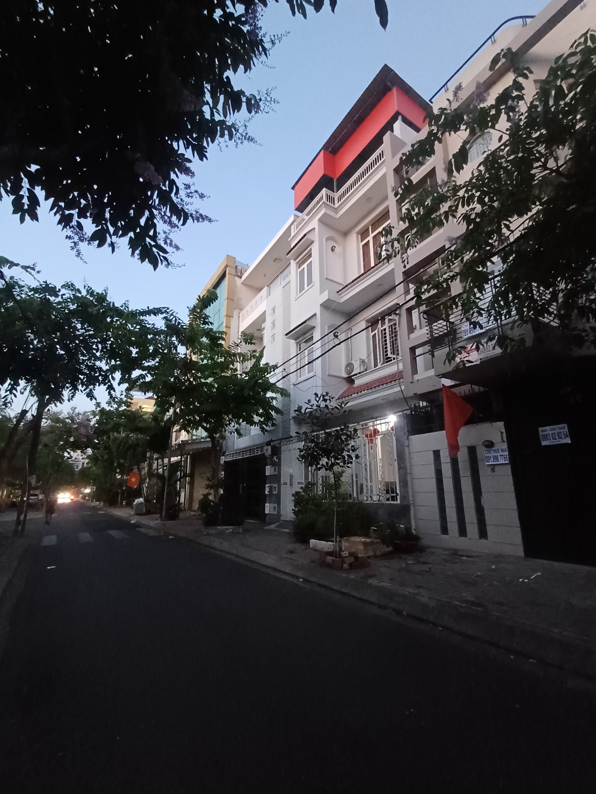 Víp BĐS KDC TÂN QUY ĐÔNG - ngang 6m x 16m 4 tầng - 17.x tỷ tl - hoàn công