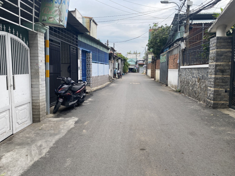 BÁN NHÀ MẶT TIỀN ĐƯỜNG SỐ 42, LINH ĐÔNG - 70m2 - GIÁ 7.9 TỶ TL