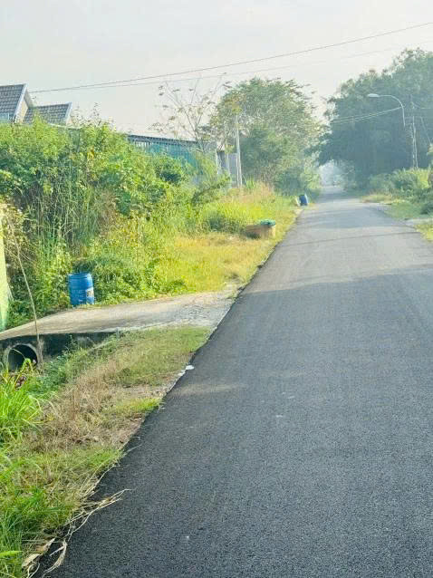 Cần bán lô đất mặt tiền đường 436, Phú Hòa Đông, Củ Chi, DT 444m² (100% thổ cư), giá 4 tỷ.