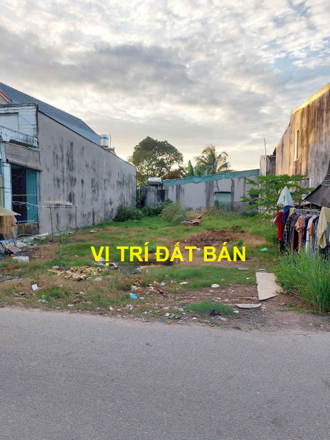 Bán Gấp Lô Đất Mặt Tiền Đường Nhựa Trung Tâm Ngã Tư Tân Quy, 184m², 10x18.7m, Thổ Cư 106m² – Giá Chỉ 3,3 Tỷ