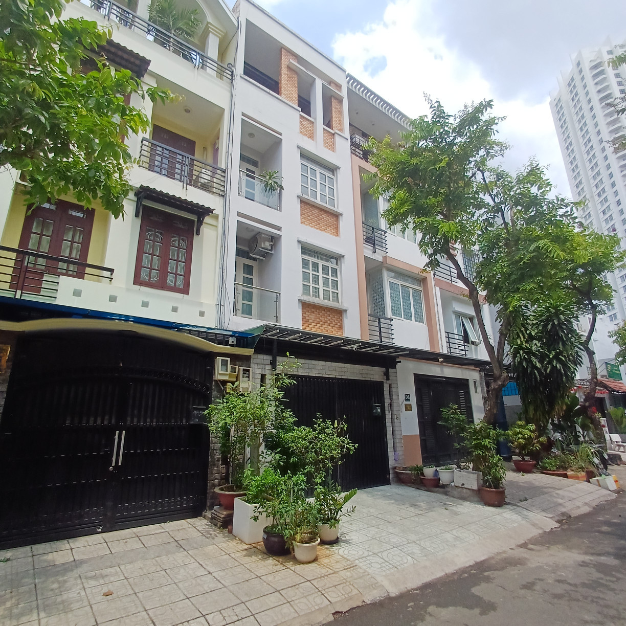 Cần bán nhà KDC HIM LAM - P.Tân Hưng, 4 tầng, 75m2 15 tỷ