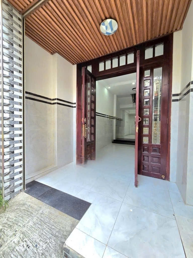THÍCH QUẢNG ĐỨC-PHÚ NHUẬN, 4 TẦNG, GẦN 40M2, VÀI BƯỚC RA HẺM XE HƠI, CHỈ 6.X