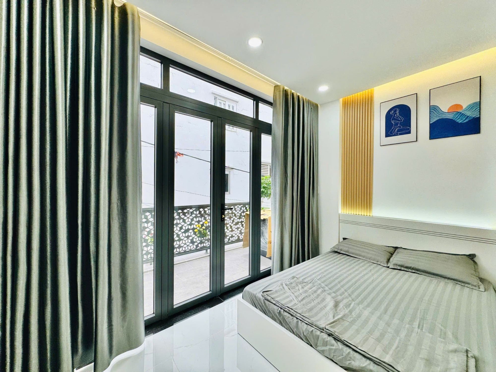 🏡Đường Số 7, Phường 3 , Gò Vấp - Nơi tiếp giáp 3 quận Bình Thạnh - Phú Nhuận - Gò Vấp - 🚗 hẻm xe hơi 16 chổ quay đầu, thông Thích Quãng Đức và Phạm Văn Đồng  -💰7tỷ450 bớt lộc