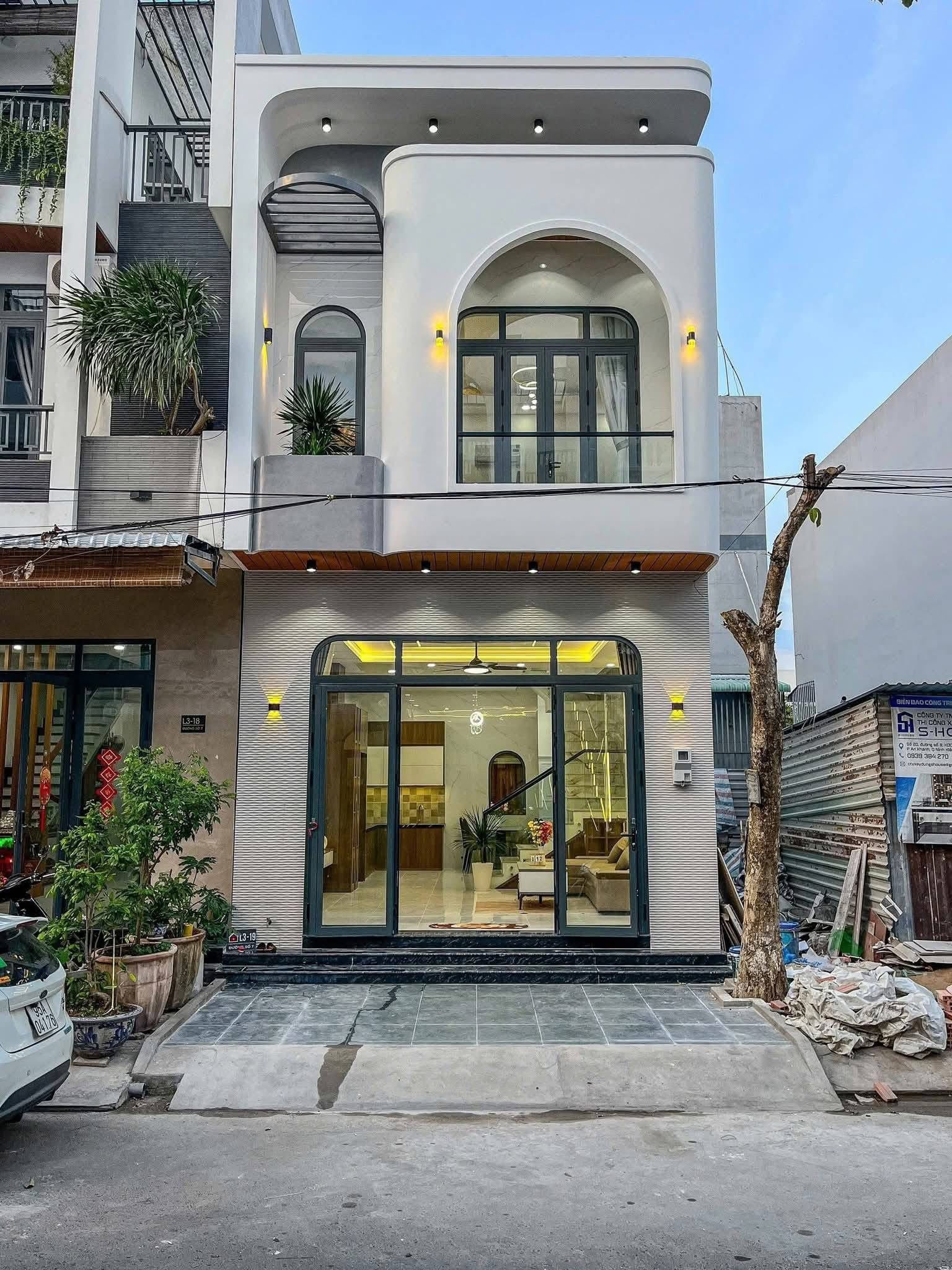 Nc: NHÀ 1 TRỆT 1 LẦU ĐƯỜNG SỐ 7 KDC VĂN HOÁ TÂY ĐÔ. GIÁ 4.390 TỶ - LH 0949946604 QUÝ