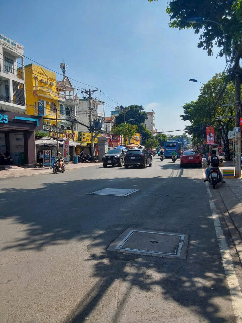 BÁN 2 LÔ LIỀN KỀ NGAY HOÀNG DIỆU 2 📍 VỊ TRÍ: ĐƯỜNG SỐ 7, SAU NHÀ HÀNG HƯƠNG BIỂN, HOÀNG DIỆU 2 - P. LINH TRUNG - Q.THỦ ĐỨC