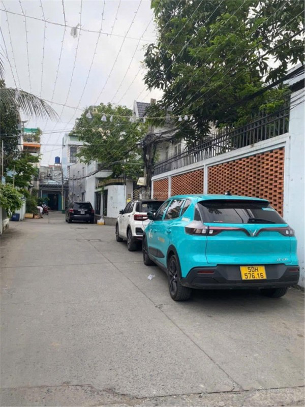 🏠 Bán nhà 79 Tân Quy, Q.7, 74m² (4x18m), 6.2 tỷ 🏠