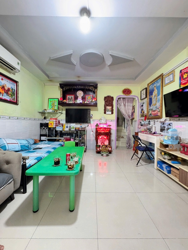 Bán nhà Đường số 8, gần Lê Văn Quới, Bình Tân, 32m² - 4x8 - 2 tầng, chỉ hơn 3 tỷ