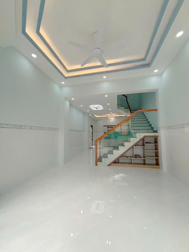 HẺM XE TẢI - BÌNH LONG - 4 TẦNG MỚI ĐẸP - 73M2 - NGANG LỚN GẦN 6M - HOÀN CÔNG ĐỦ - 6.7 TỶ