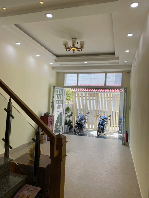 Bán nhà 65m2, 4 tầng, 3PN, 4WC, Linh Trung, Thủ Đức - 5.99 tỷ