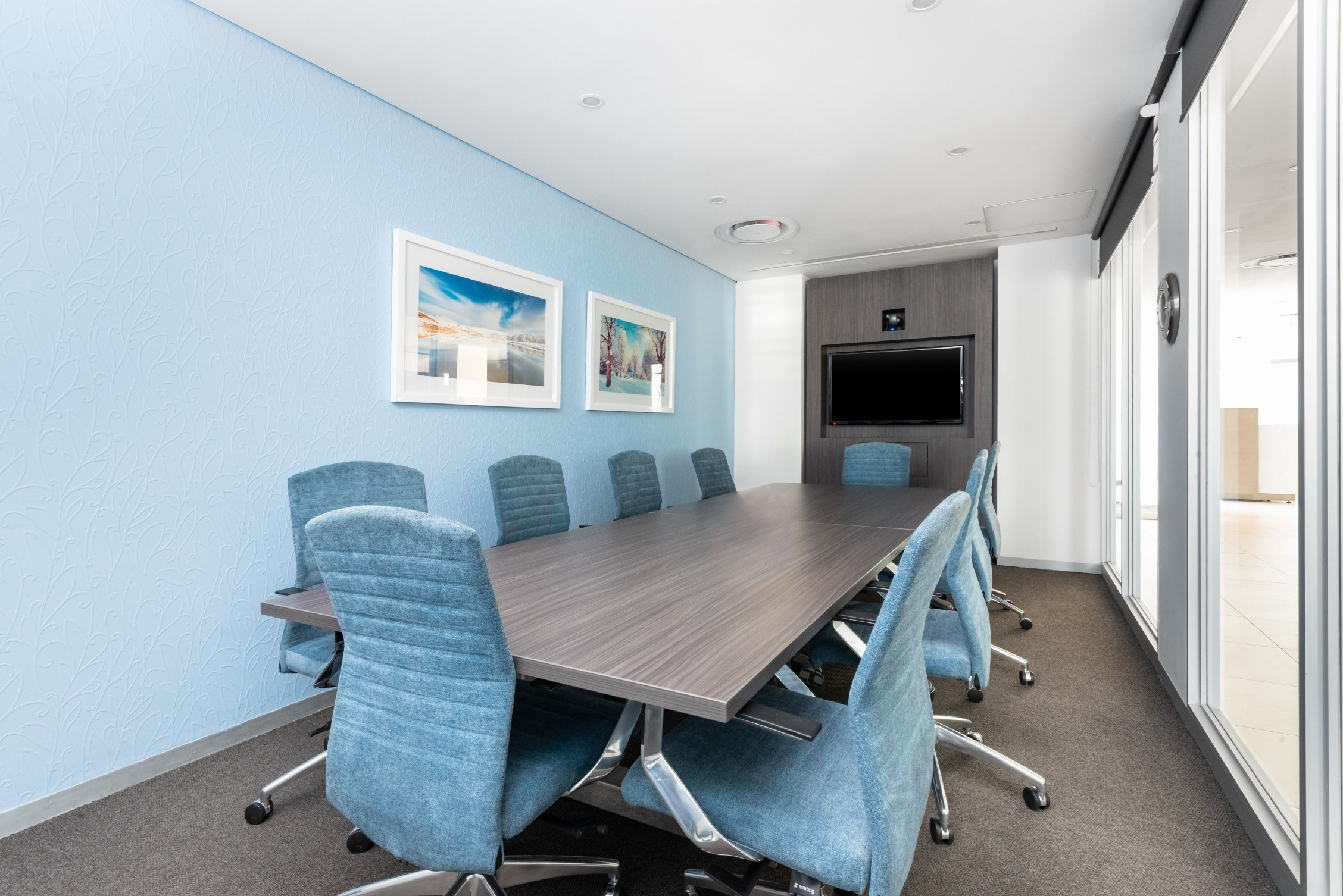 Không gian văn phòng mở cho 10+ người tại Regus M-Building