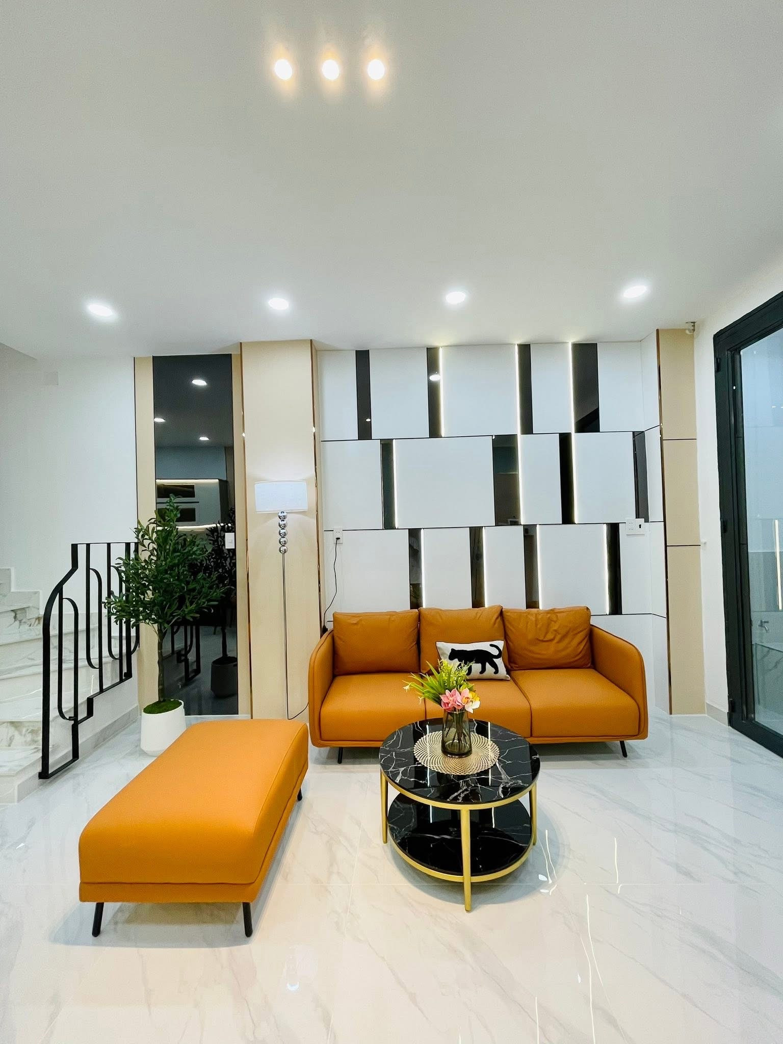 Bán Nhà đẹp hẻm 20 đường số 8, P. thông tây hội - 1 trệt 1 lầu ( 2 PN + 2WC)