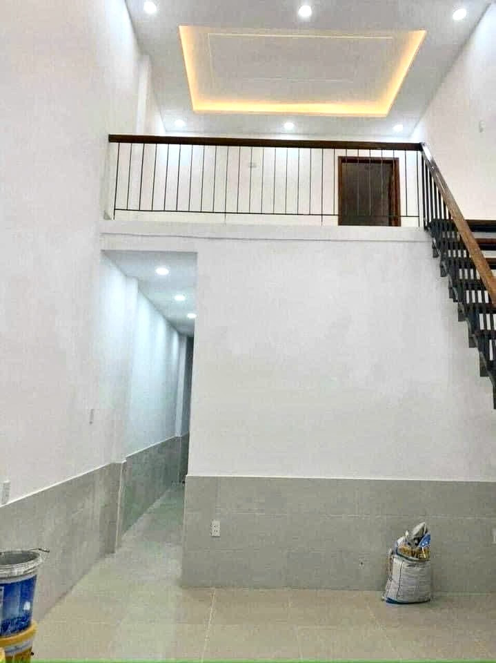 🚗 BÁN NHÀ TRỆT LỬNG - 54M2( 4*13.5) - HOÀN CÔNG - ĐANG CHO THUÊ 10TR/TH - HẺM XE HƠI - NGAY VINCOM, CHỢ THỦ ĐỨC, ĐH NGÂN HÀNG, ĐH SP KỸ THUẬT - TRƯỜNG THỌ, THỦ ĐỨC.
