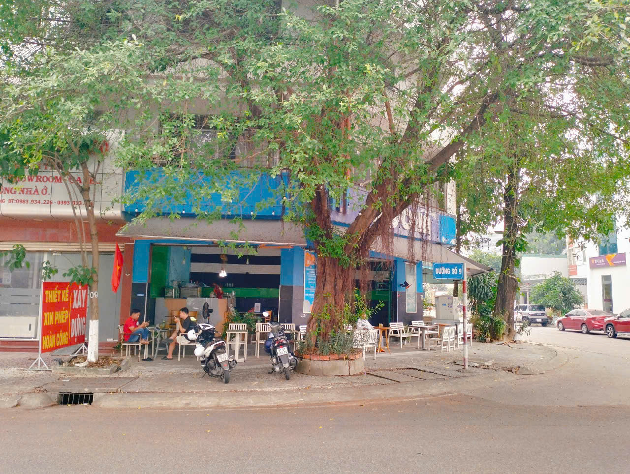 Sang mặt bằng kinh doanh quán cafe góc 2 mặt tiền đường số 9 TTHC Dĩ An - Tp.Dĩ An - T.Bình Dương.
