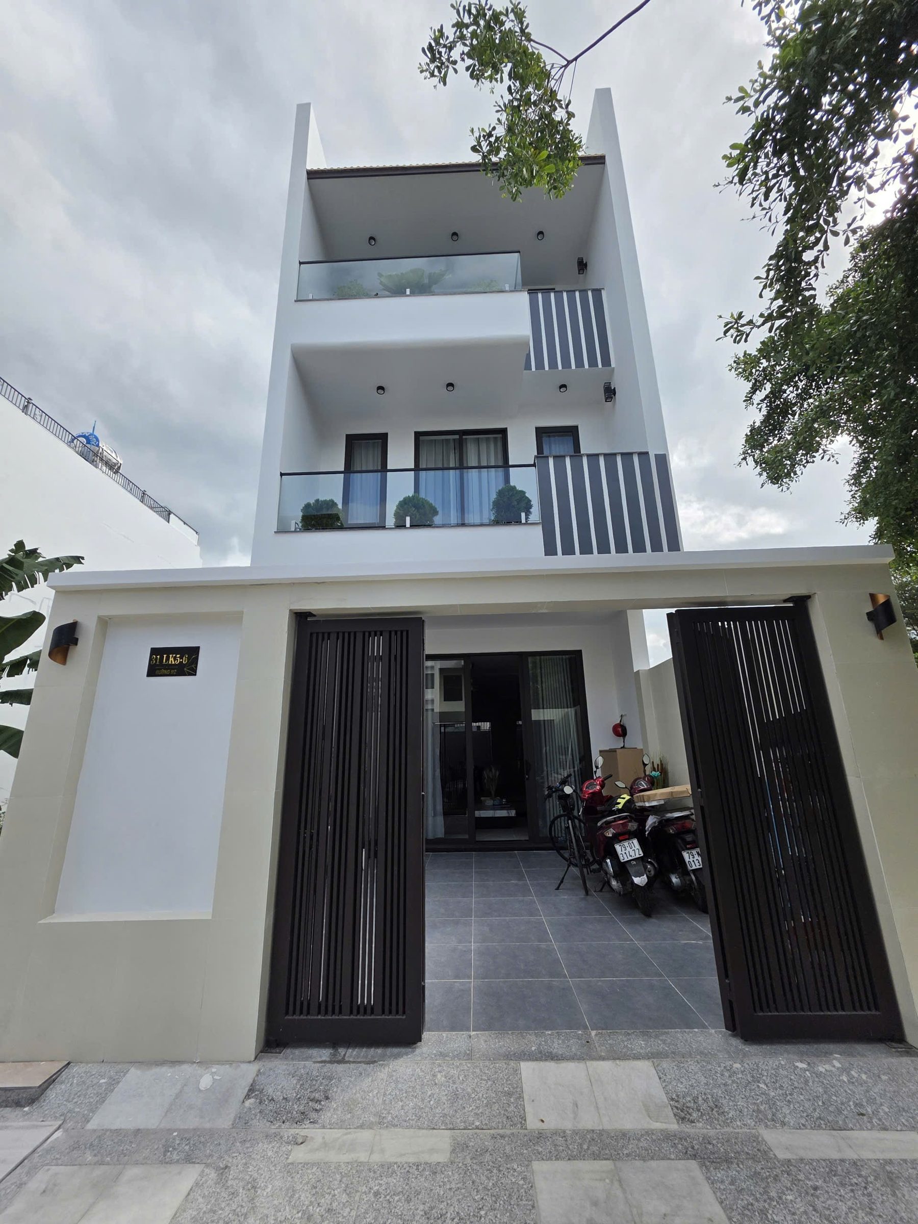 NHÀ 3 TẦNG MỸ GIA GÓI 5 HOÀN THIỆN FULL NỘI THẤT VÀ THIẾT KẾ ĐẸP CHỈ 9 TỶ