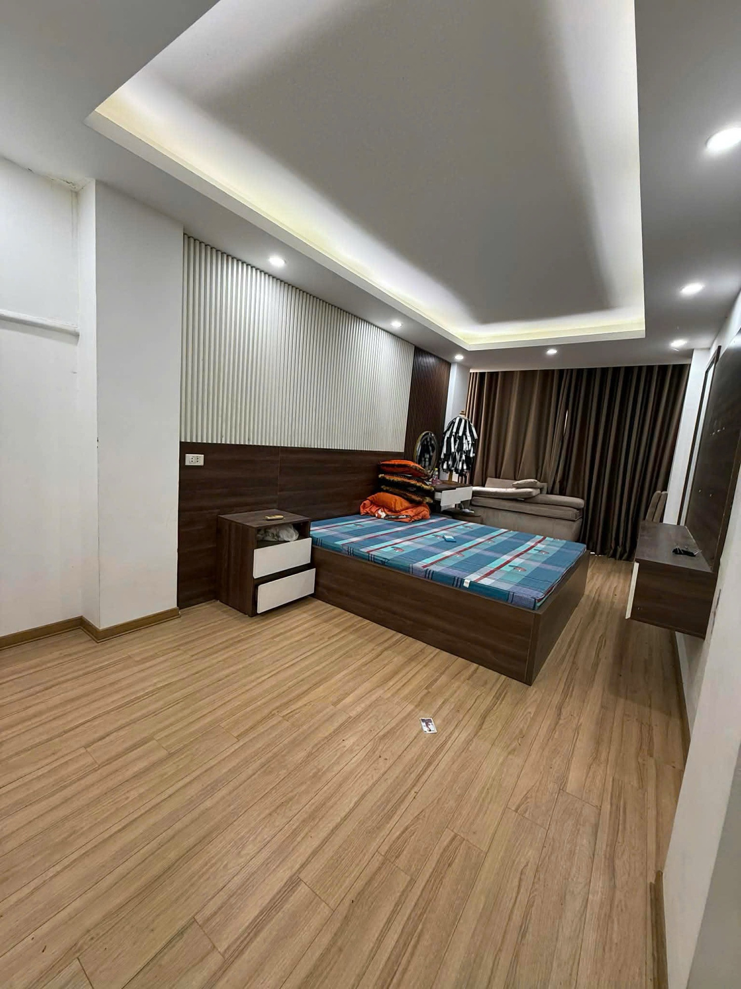💥Nhà mặt phố - Kinh doanh sầm uất - Sổ vuông - Tiềm năng tăng giá cực cao💥