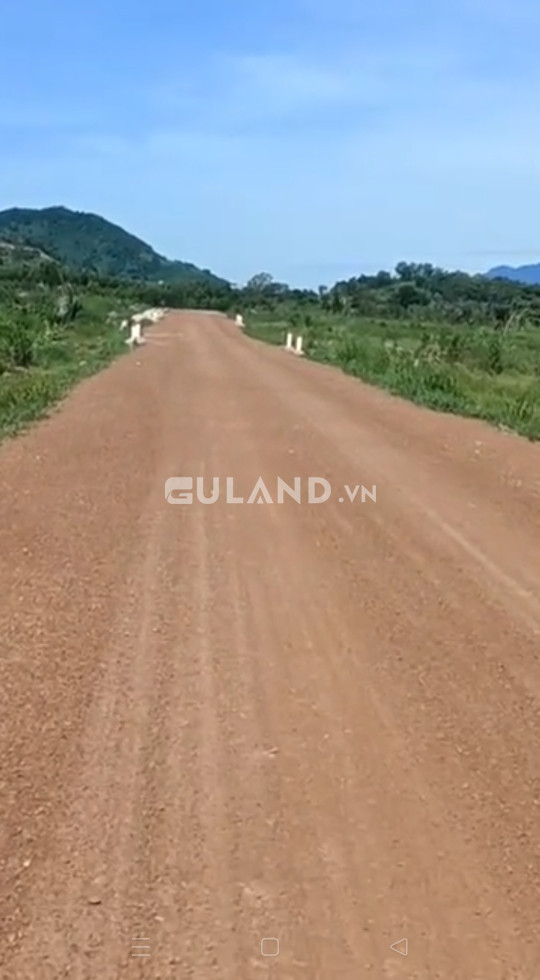 Bán đất nông nghiệp mặt tiền đường rộng, có quy hoạch phủ hồng