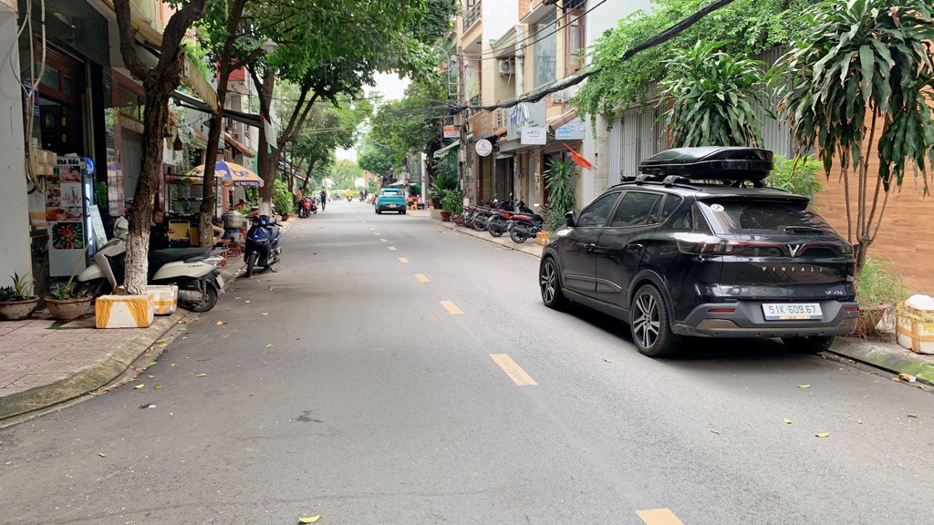 Mặt tiền Sơn Hưng, Ngay Bàu Cát, Trần Mai Ninh, Bảy Hiền, 61 M2 x 4 tầng. Nhà ĐẸP