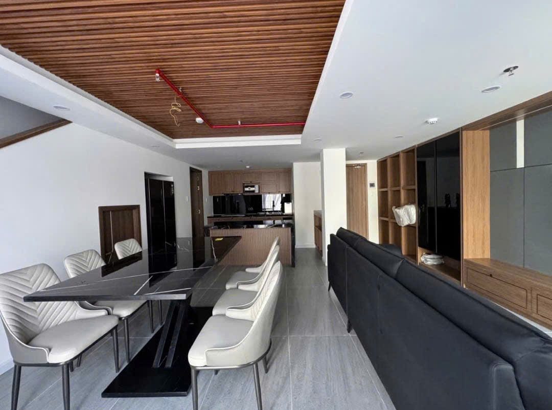 BIỆT THỰ GẦN BIỂN ĐÀ NẴNG-GÓC 2MT SƠN THỦY - GẦN BIỂN 130M 13.9 TỶ