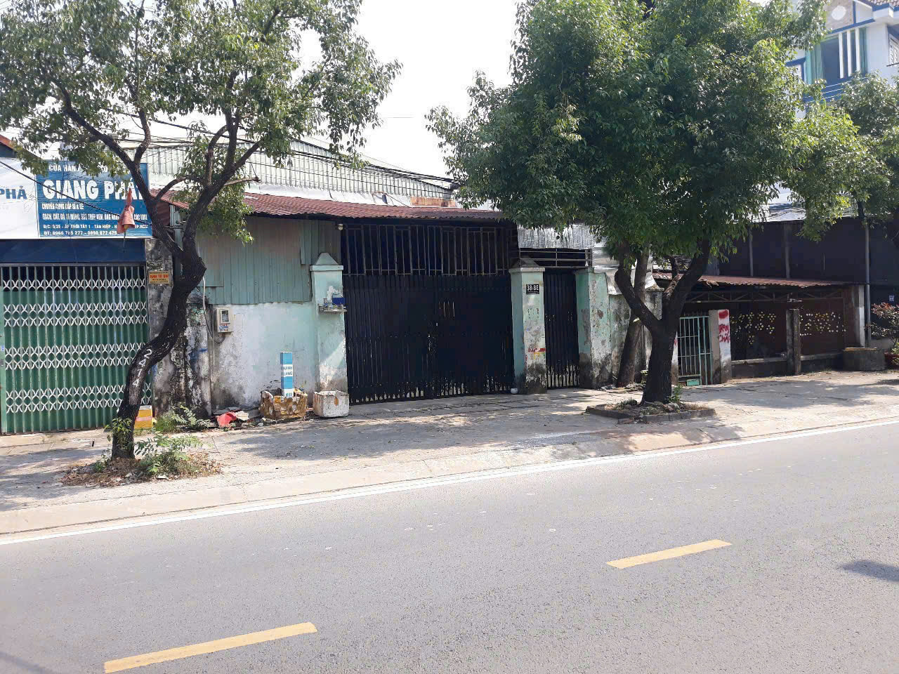 BÁN NHÀ XƯỞNG MẶT TIỀN SONG HÀNH – TRUNG TÂM HÓC MÔN