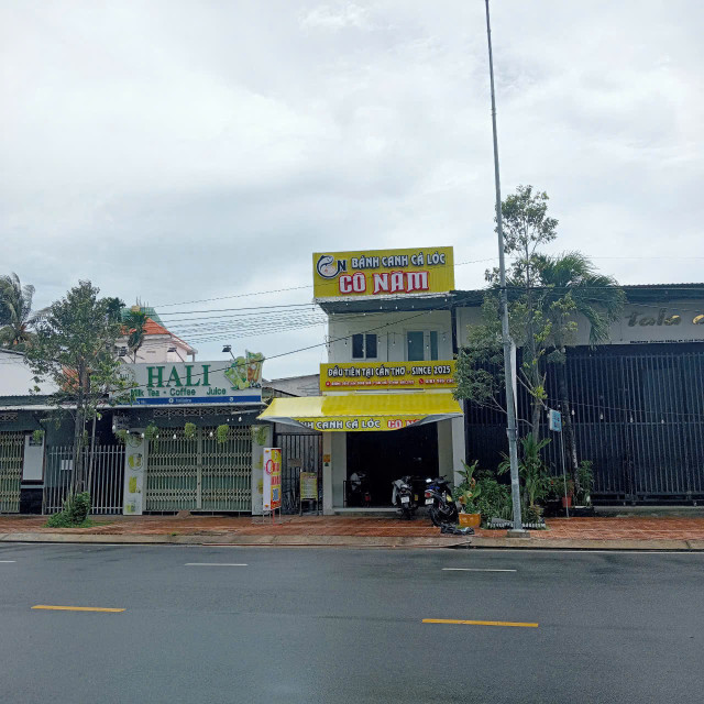 cho thuê nhà mặt tiền đường sông hậu, 1 trệt 1 lầu dtsd 120m2, giá thuê 9 triệu