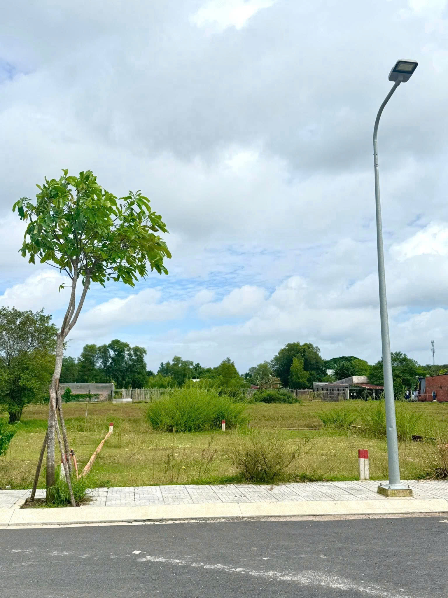 Bán đất 99.5m² ngang 5m giá 950 triệu Xã Phú Hòa Đông