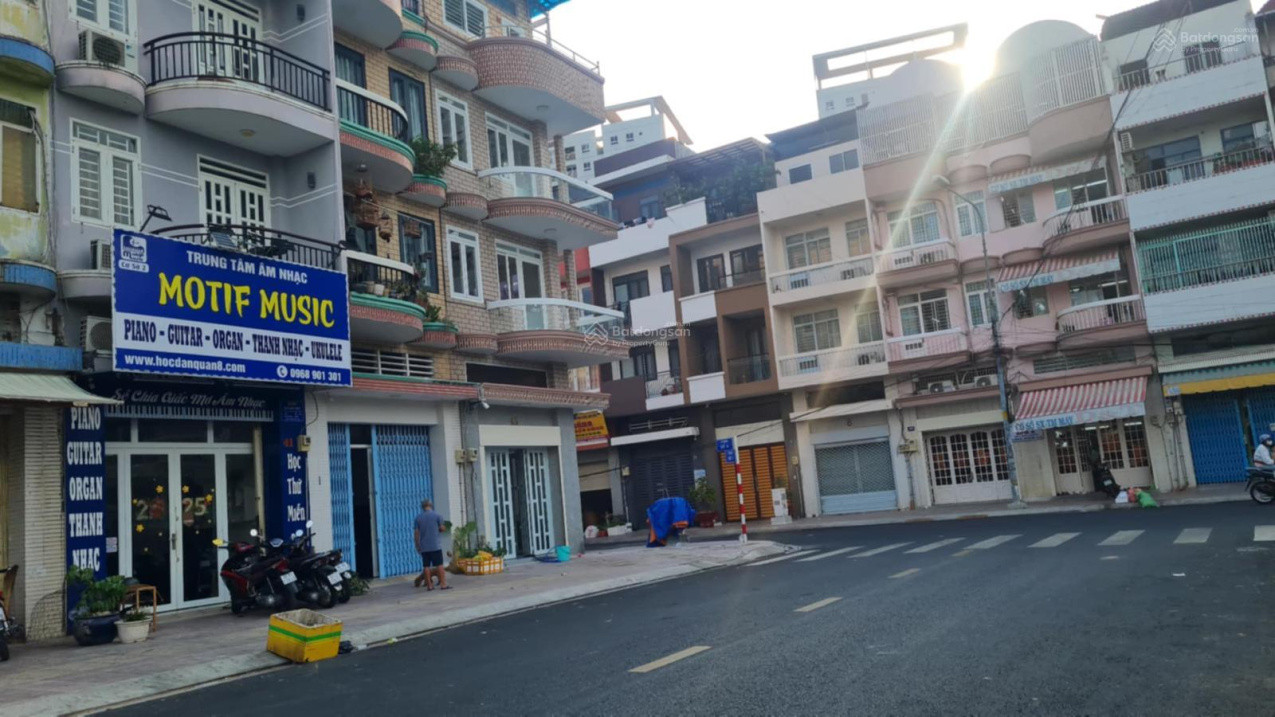 Bán Nhà Căn góc 2 Mặt tiền đường Tạ Quang Bửu, 5 tầng 4mx16m (Hoàn công đủ) -  giá chỉ 16 tỷ còn TL
