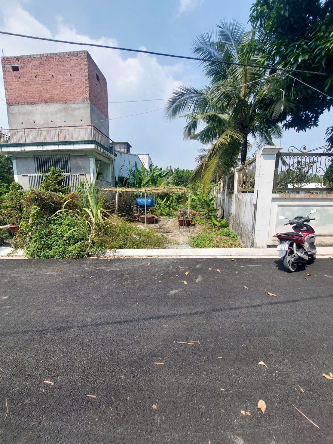 Bán đất mặt tiền đường 12 Tam Đa