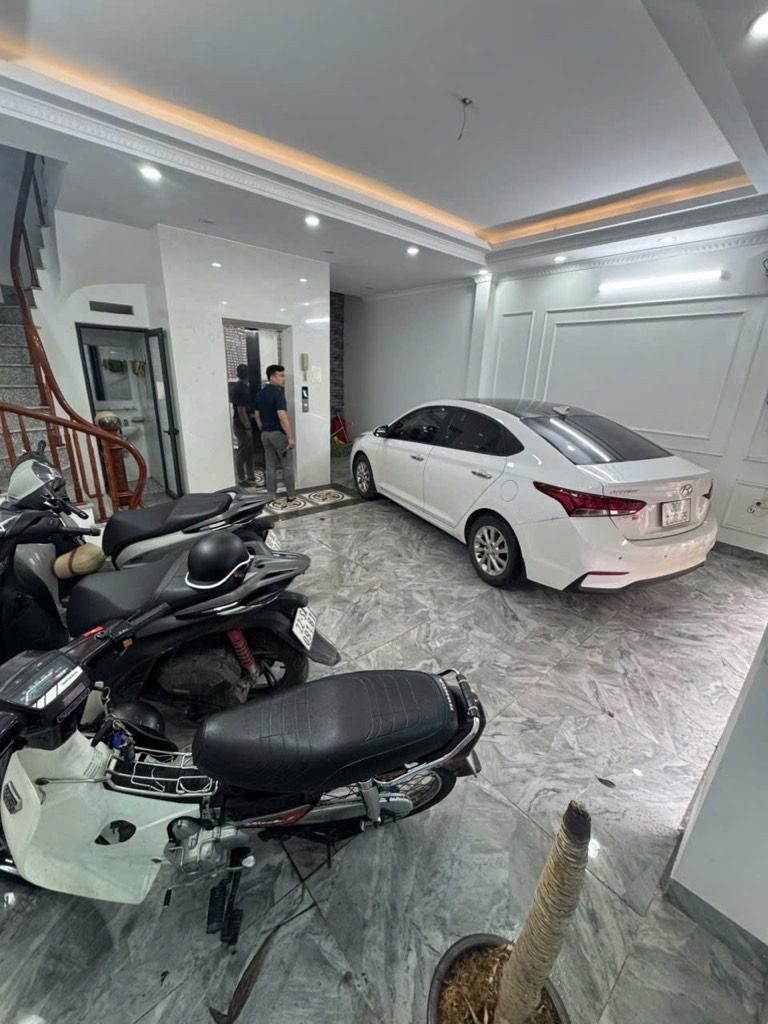 11.5 tỷ – Phân lô Tam Trinh 44m² x 6 tầng thang máy, ô tô tránh – hợp kinh doanh, cho thuê văn phòng