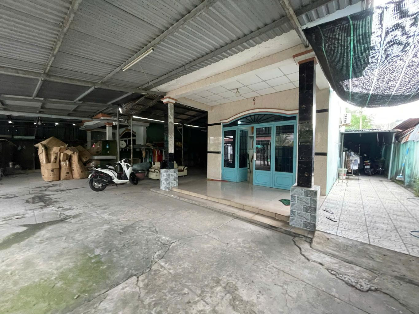 CHỈ 19tr/m2 CÓ NGAY NHÀ CẤP 4 Ở NGAY - THỊ TRẤN HÓC MÔN - 212M2 - 9x25 - HẺM 6M