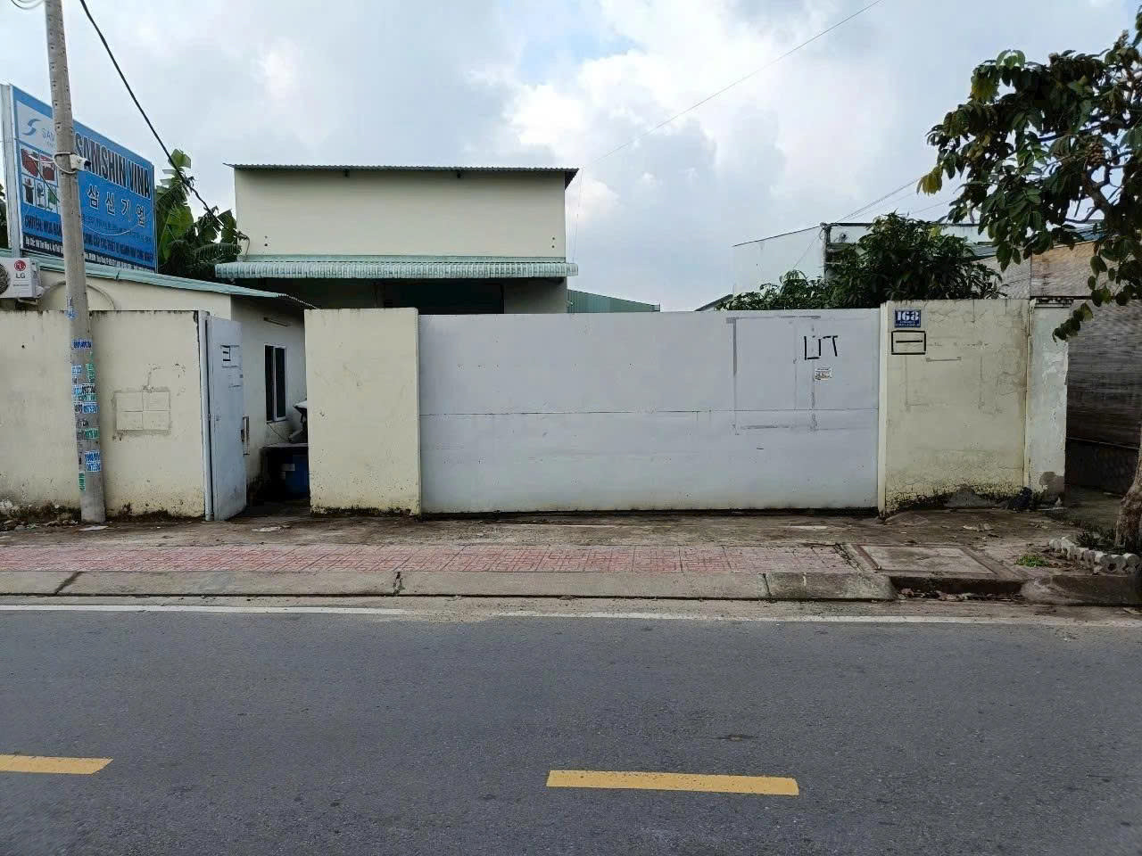 BÁN NHÀ XƯỞNG 608m² – MẶT TIỀN TÂN HIỆP 4, HÓC MÔN