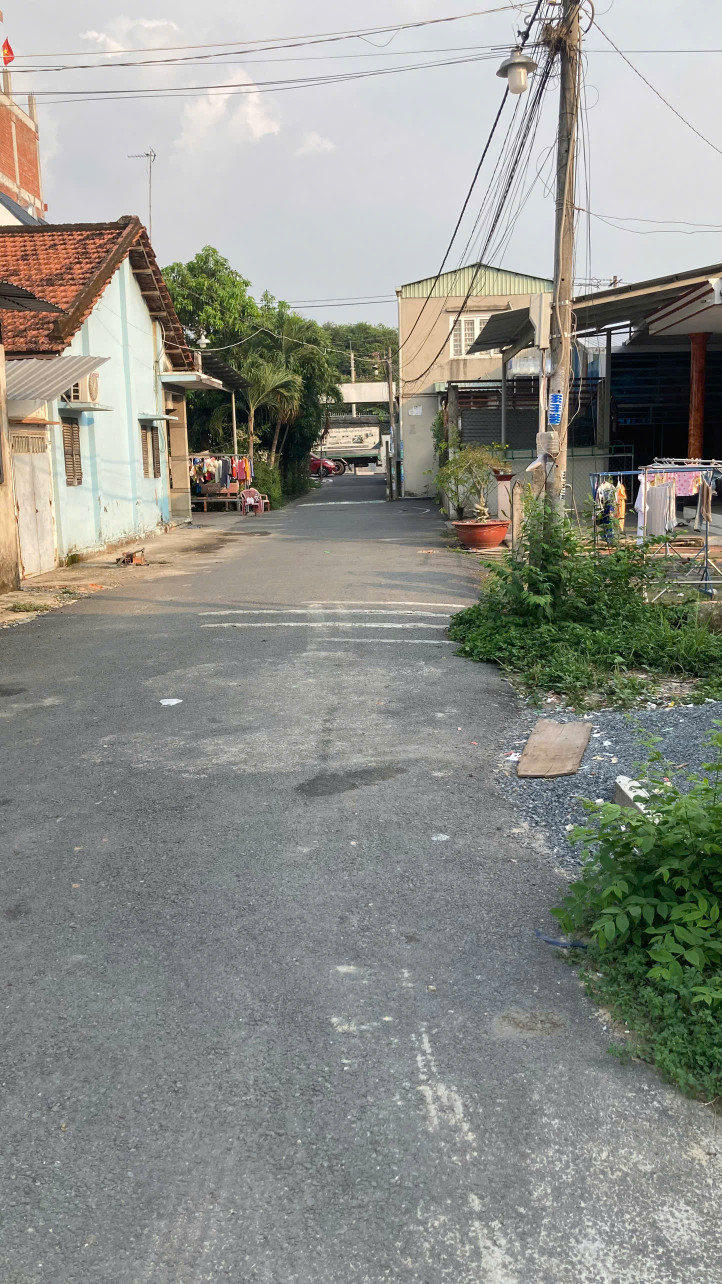 Đất hẻm nhựa Tân Hiệp, 7x18.5m, giá 3.5 tỷ