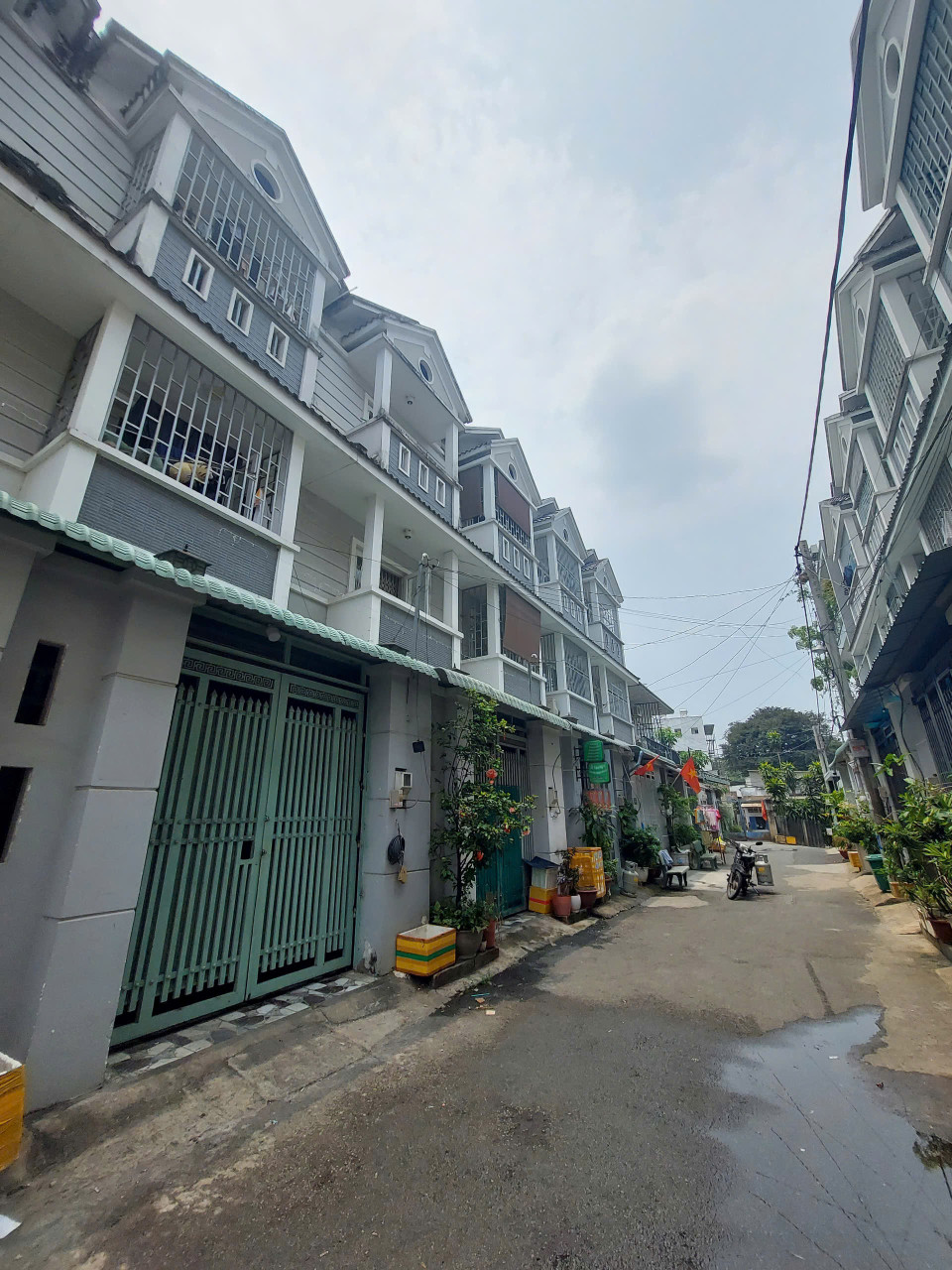 BÁN NHÀ HẺM XE HƠI 5m, TÂN HÒA 2 – 51M2 (4.04 X 12.58), 3 TẦNG, HIỆP PHÚ, QUẬN 9