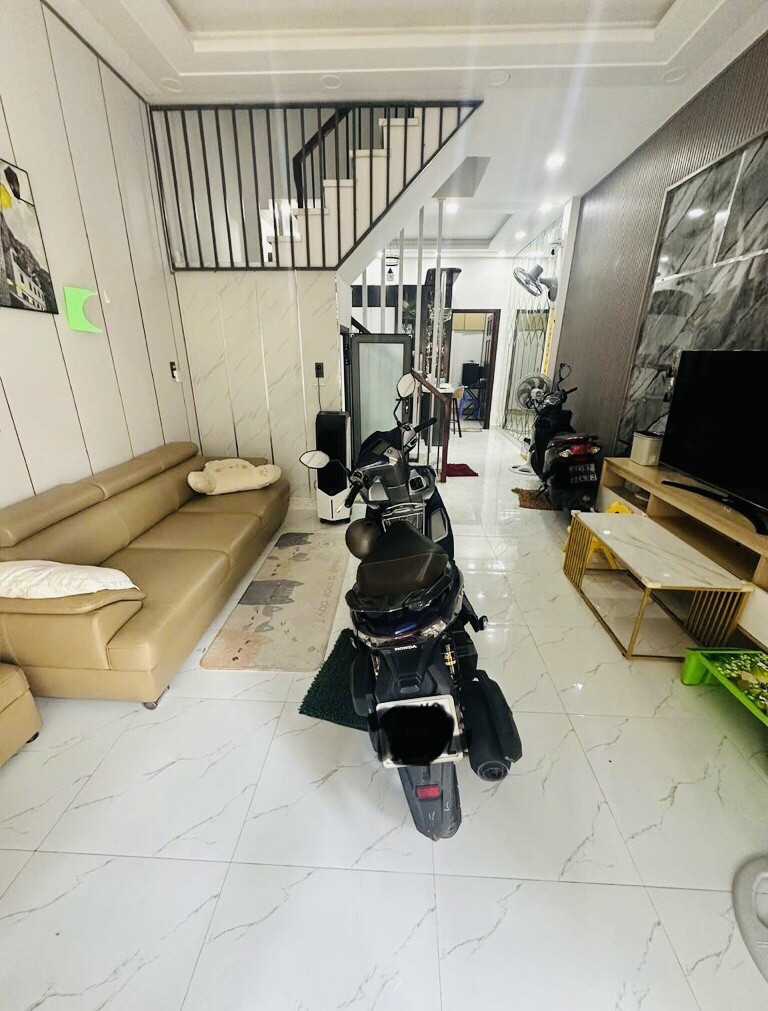 Bán Nhà Tân Hòa Đông,Quận 6,Hẻm ÔTô Đỗ Cửa,Nhà Đẹp Ở Ngay,4x14,Chỉ 5.2 Tỷ(QS42)