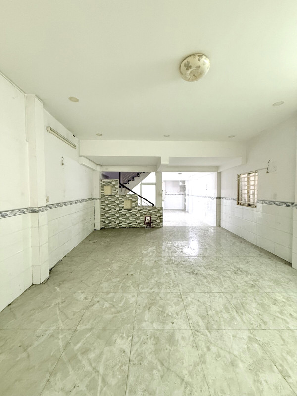 Bán nhà quận 6 - Hẻm xe hơi - Nhà nở hậu tài lộc 6,6m - 7,5 tỷ