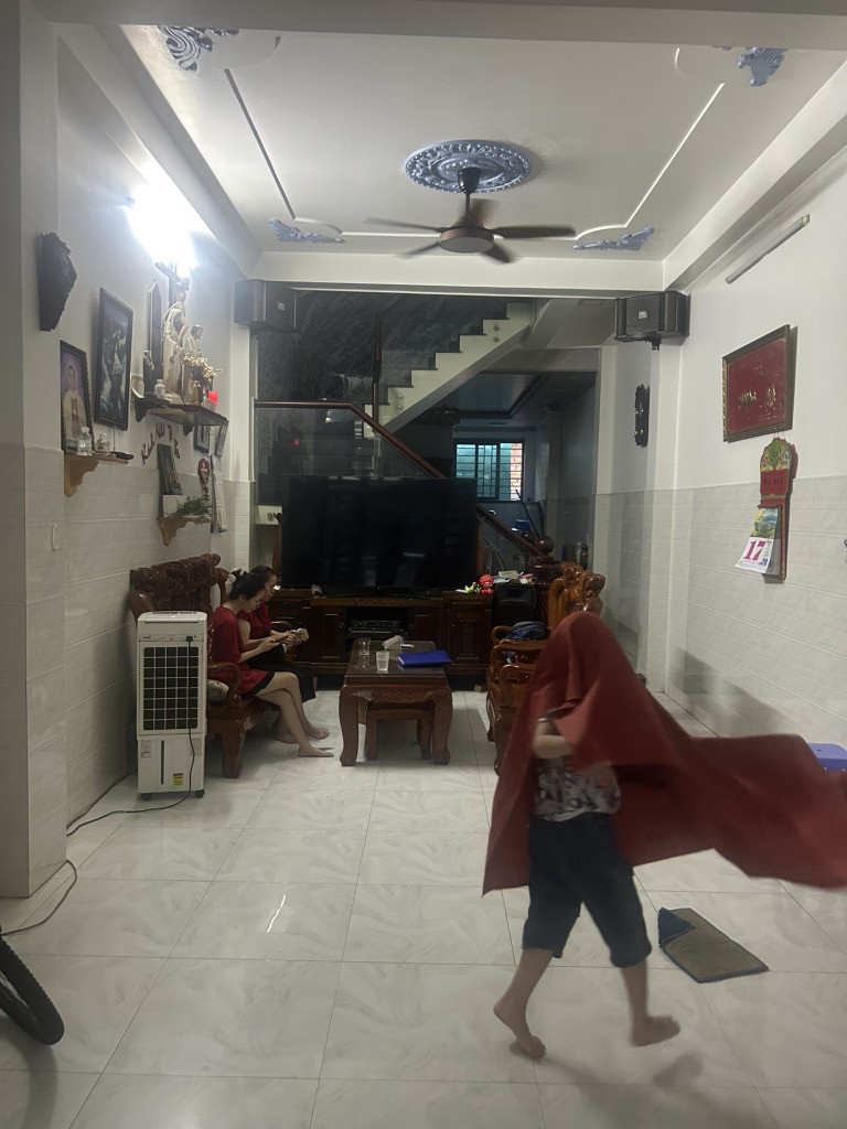 MĂT TIỀN KINH DOANH TÂN PHÚ, NGAY CHỢ TÂN HƯƠNG, 90M2, CHỈ 11,2TỶ.