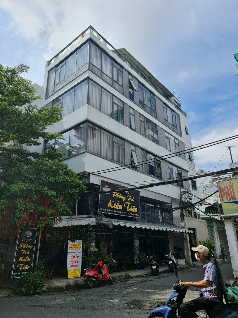 Chính chủ! Góc 2 mặt tiền siêu vị trí kinh doanh! 160/73F Vườn Lài. Tân Phú DT: 6.3 x 18m