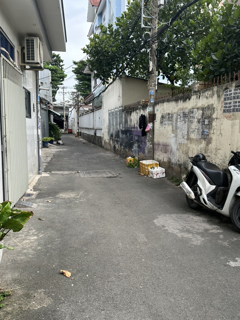 CHÍNH CHỦ BÁN NHÀ 4 TẦNG HẺM XE TẢI NGAY AEON TÂN PHÚ GIÁ NHỈNH 5 TỶ