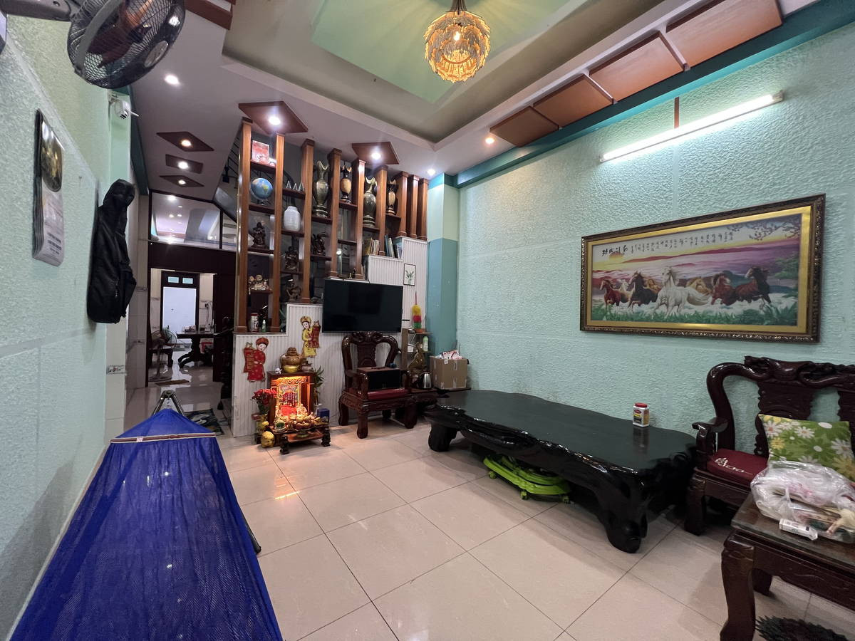 Tổ ấm lý tưởng gần ngã tư Tân Quý – Nhà 75m² hẻm xe hơi, sổ riêng, giá chỉ 6.5 tỷ