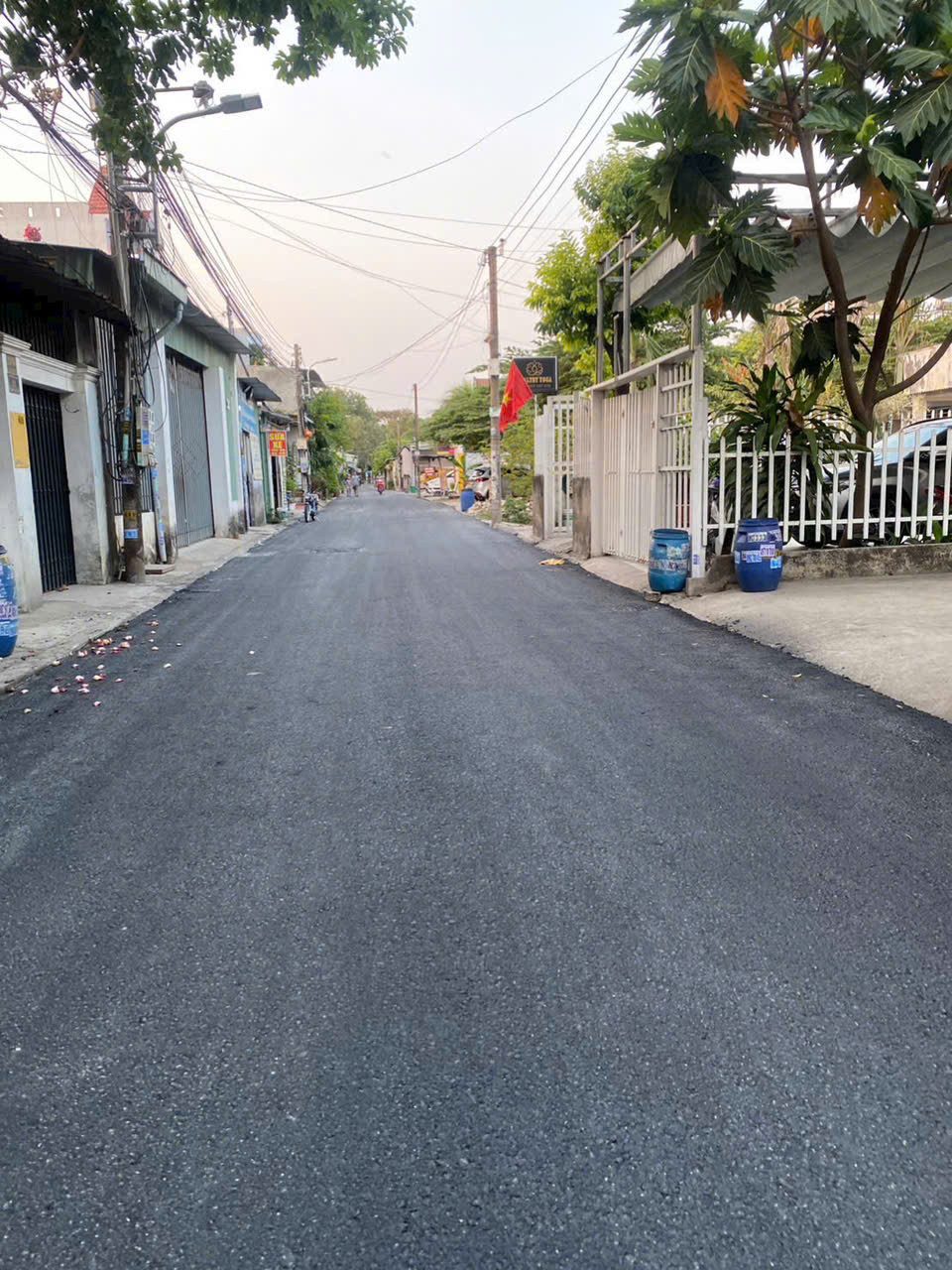 Bán nhà 100m² có sẵn 70m² thổ cư ngang 5m giá 6.2 tỷ tại Đường Tân Long Phường Dĩ An