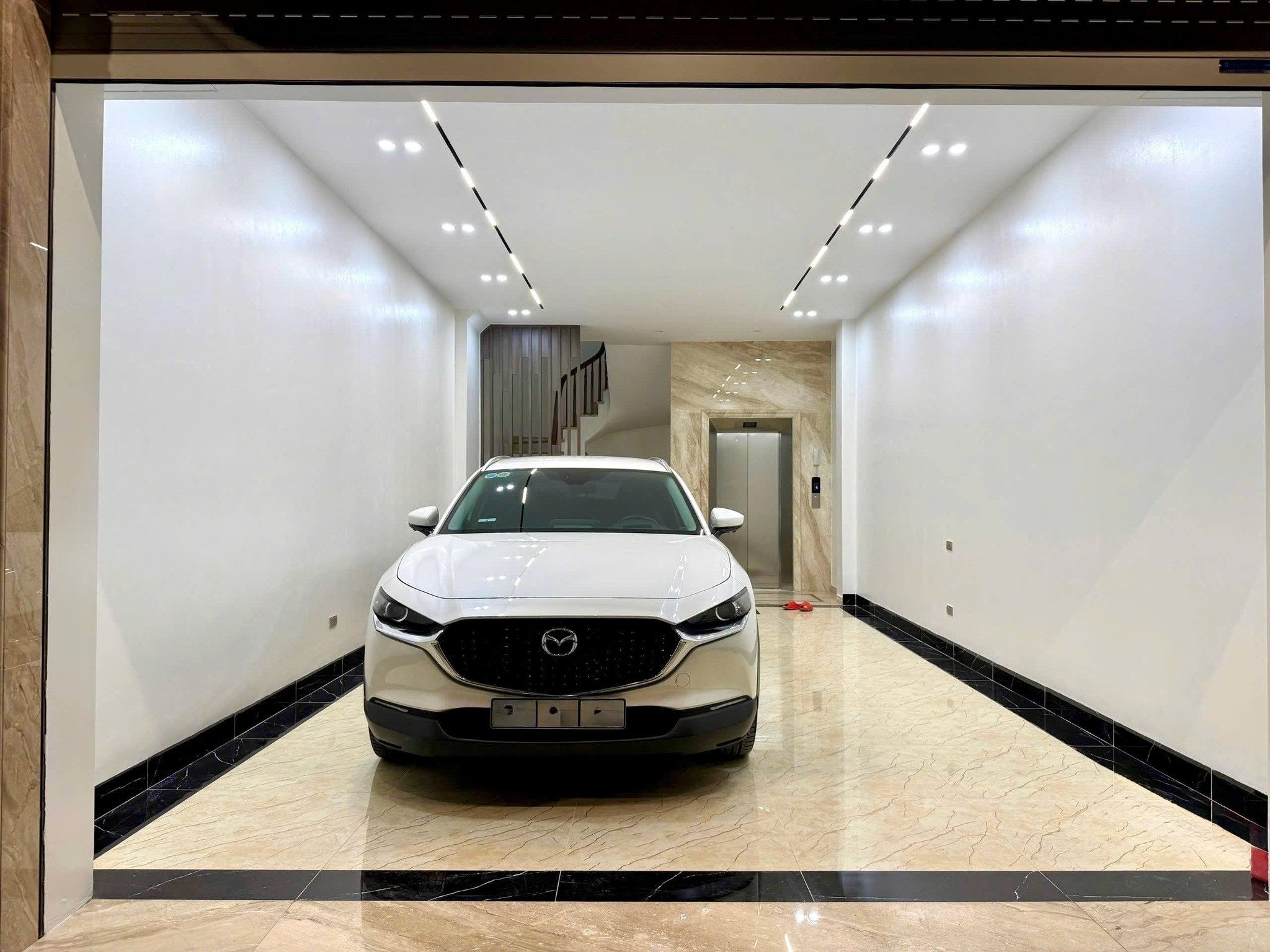 Hiếm! một nhà ra phố, 7 tầng thang máy, ô tô vào nhà, tân mai, hoàng mai, 70m2, 17.9 tỷ