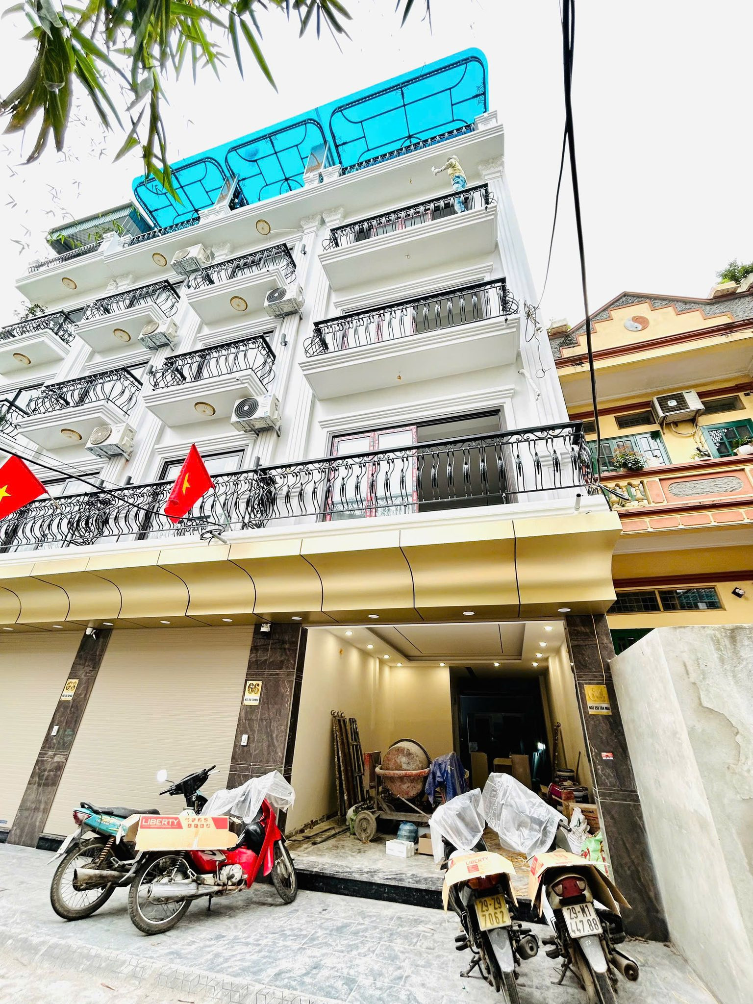 BÁN NHÀ ĐƯỜNG TÂN MAI. HOÀNG MAI. 100M2 - 6 TẦNG. THANG MÁY. GARA Ô TÔ.