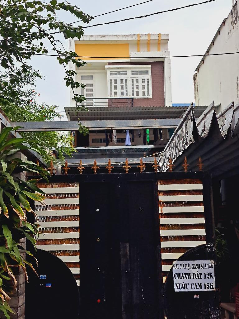 NHÀ 3 TẦNG - 210M2 - NGANG LỚN 7M - DÀI MIÊN MAN - HẺM TẢI 5M THÔNG - PHAN VĂN HỚN- TÂN THỚI NHẤT- QUẬN 12 - CHỈ 11 TỶ THƯƠNG LƯỢNG