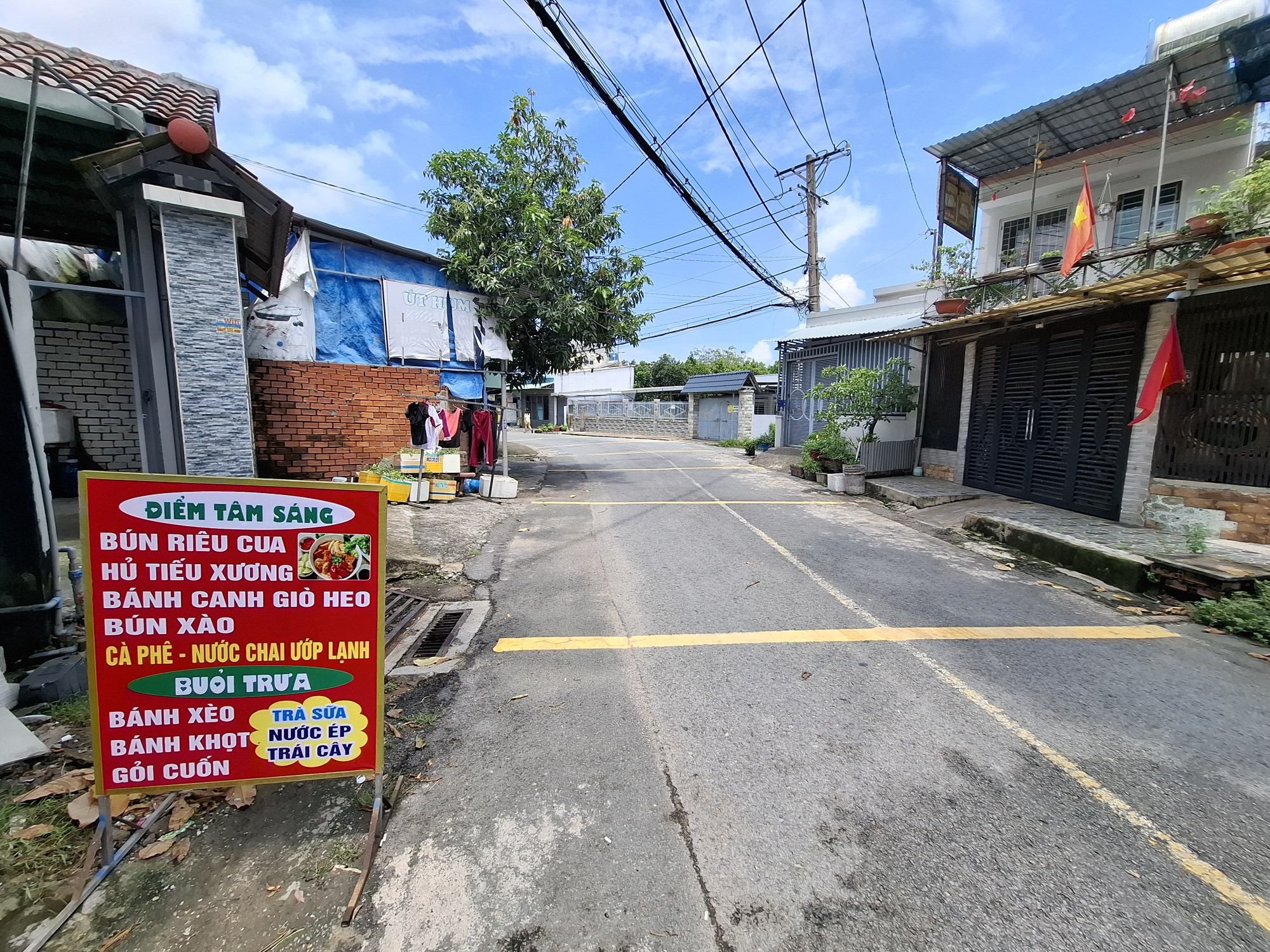 Đất mt đường tân thới nhì 18 hóc môn
