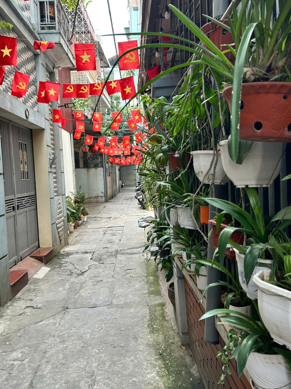 Cần bán nhà Phúc Đồng, Long Biên 65m² - Nhỉnh 11 Tỷ, Ô tô đỗ cửa, Ngõ Nông Thẳng Tắp..