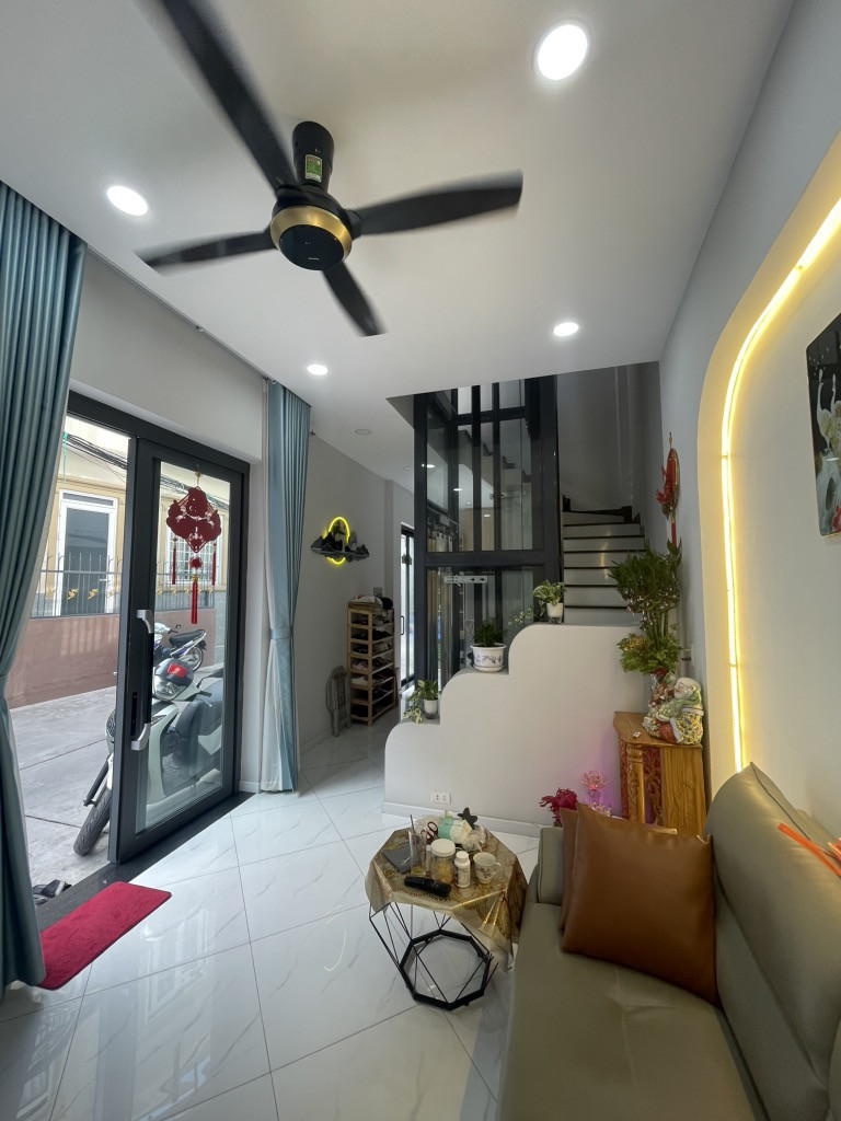 NHÀ MỚI 4 TẦNG – GÓC 2 MẶT TIỀN – THANG MÁY – FULL NỘI THẤT CAO CẤP – 9.79 TỶ