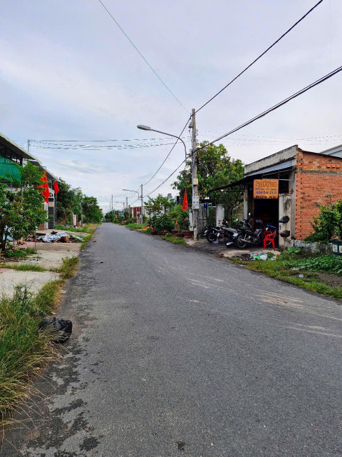 Đất Tân vĩnh Hiệp, Tân Uyên, Đường nhựa xe tải