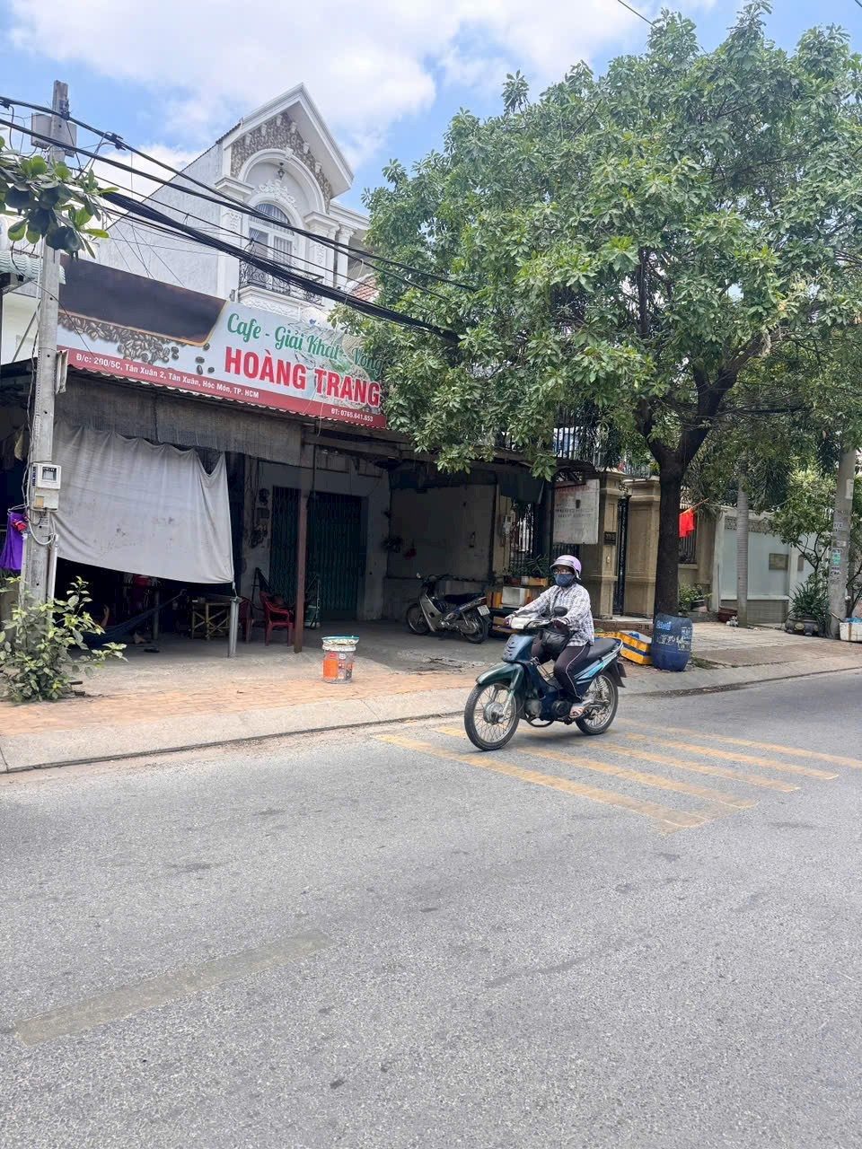 Bán dãy nhà trọ 14 phòng mặt tiền đường Tân Xuân 2 xã Tân Xuân huyện Hóc Môn TPHCM, DT: 8x32m.