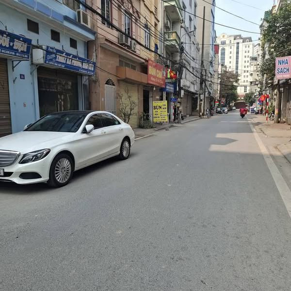 Bán nhà phố Tăng Thiết giáp, Quận Bắc Từ Liêm 7 tầng, mặt tiền 4.8m, diện tích 40m2